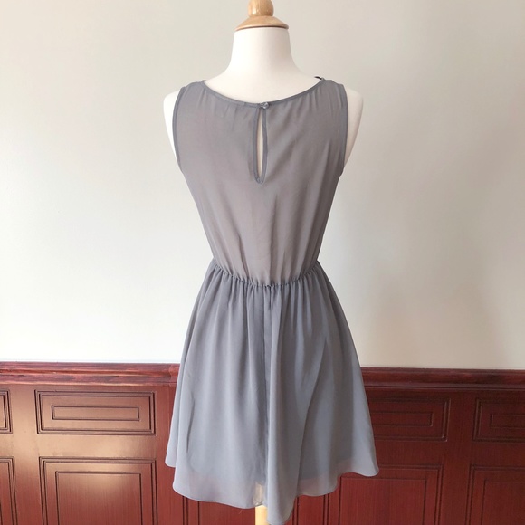 Divided (H&M)  • Gray Lace Keyhole Mini Dress - Picture 5 of 6